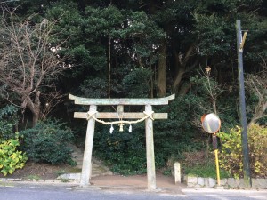 参道入口の鳥居