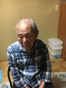 95歳　見事なﾎﾞｳﾎﾞｳ頭